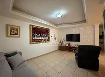 Casa · 220m² · 3 Quartos · 3 Vagas · Casa com 3 Quartos à Venda, 220m², Planalto, Próximo à Avenida General Carlos Guedes.