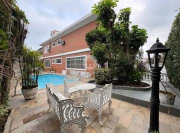 Casa · 350m² · 4 Quartos · 4 Vagas · Casa 350 m², 4 Dormitórios, 2 Suítes, Piscina, Área Gourmet e 4 Vagas na Ponta da Praia – Santos/SP