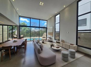 Casa · 288m² · 3 Quartos · 4 Vagas · Casa Térrea de Alto Padrão com Vista para a Mata - Alphaville Nova Esplanada 1