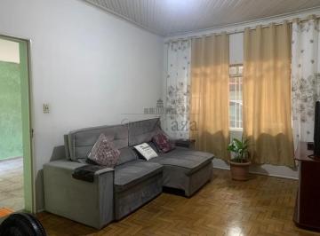 Casa · 300m² · 4 Quartos · 4 Vagas · Oportunidade - Casa - Vila Betânia - 4 Dormitórios - 176m² - Estuda Permuta.
