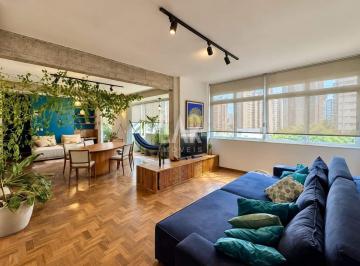 Apartamento · 160m² · 4 Quartos · 2 Vagas · Apartamento Reformado para venda na savassi com 160 metros de area util, 01 suite, 01 vaga.