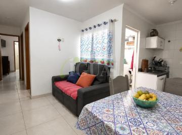 Sala · Apartamento sem condomínio à venda no Jardim Ana Maria, Santo André.