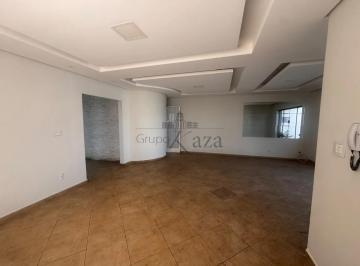 Casa · 250m² · 3 Quartos · 2 Vagas · Casa Sobrado - Centro - Jacareí - 3 Dormitórios - 250m².