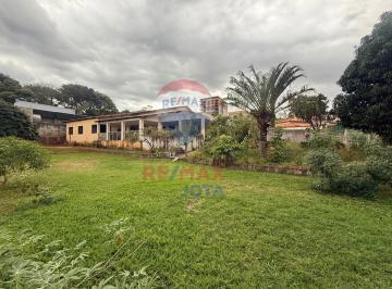 Casa de 3 quartos, Vicente Pires · Casa em terreno de 1.500 metros na Rua 4 de Vicente Pires próxima à EPTG