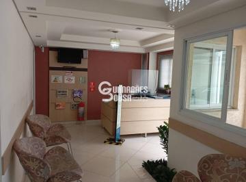 323430796110a45b60c96c78f6bb36e63735486e · Sala comercial de 20 m² perto do Tauste