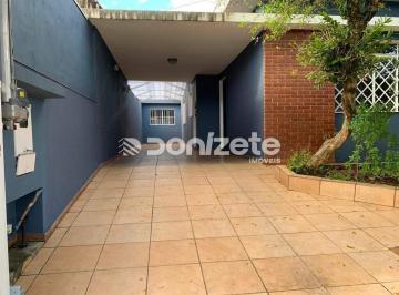 Casa · 125m² · 2 Quartos · 2 Vagas · Casa residencial para aluguel com 2 quartos e 2 vagas na Vila Metalúrgica, Santo André