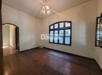 Casa · 187m² · 3 Quartos · 1 Vaga · Sobrado à venda, 3 quartos, 2 suítes, 1 vaga, Centro - Taubaté/SP