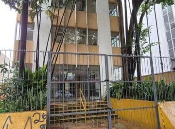 8f2a0a57c52de158a4f4b13df3c30861456d9587 · Prédio monousuário na Av. Angélica, ao lado da Av. Paulista