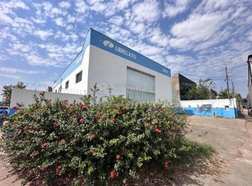 Comercial · 300m² · 2 Vagas · Salão Comercial com 300m² de Construção no bairro Distrito Industrial Doutor Carlos Arnaldo e Silva