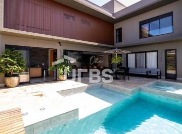 Casa · 293m² · 4 Quartos · 4 Vagas · Sobrado luxoso no Jardins França com closet e suíte térrea