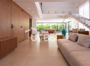 Casa · 334m² · 4 Quartos · 2 Vagas · Sobrado no Jardins França