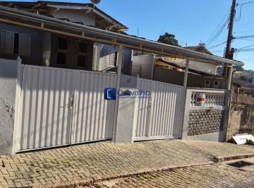 Photo 1 · Casa com Edícula em bairro tradicional, próximo ao Centro da cidade!
