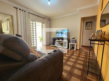 Casa · 300m² · 4 Quartos · 2 Vagas · Casa à Venda - Eloy Chaves, 4 Quartos, 300 m2