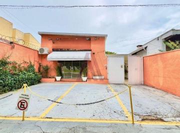 Casa · 280m² · 3 Quartos · 3 Vagas · Oportunidade Unica em Vinhedo: Casa Terrea + Salao Comercial de 80m2 Proximo ao Centro