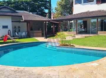Casa · 330m² · 3 Quartos · 2 Vagas · Casa Assobradada de Esquina a Venda em Condominio – Conforto, Espaco e Privacidade