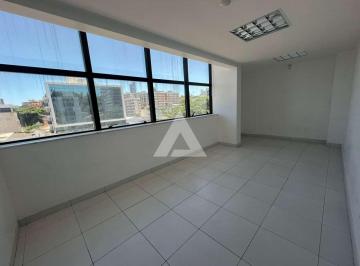 Comercial · 304m² · 3 Vagas · Imóvel Comercial para alugar em Ondina de 304.00m² com 3 Garagens