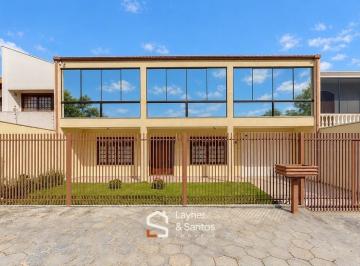 Casa · 315m² · 4 Quartos · 5 Vagas · Sobrado à venda no Xaxim, próximo a Derosso