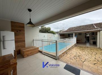 Casa · 65m² · 3 Quartos · 2 Vagas · Casa 3 Quartos Piscina Perto do Mar a Venda
