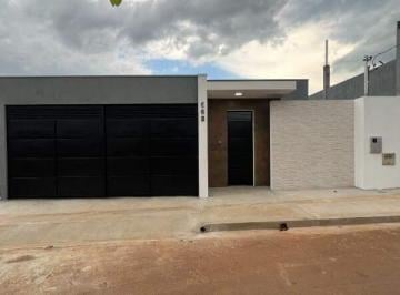 25f8o-img-9224-1764950781.jpeg · Casa com 3 quartos para alugar em Piumhi, no bairro Bela Vista