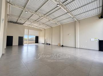 Comercial , São José dos Campos · Galpão Comercial no Jardim Satélite com 300 m², 200 m² de Área Fabril
