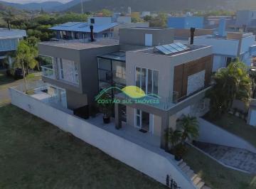 Casa · 342m² · 4 Quartos · 4 Vagas · Casa em Morro das Pedras, Florianópolis/SC de 342m² 4 quartos à venda por R$ 4.900.000,00