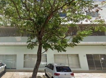 Comercial · 200m² · Salão em Centro, Louveira/SP de 200m² para locação R$ 8.000,00/mes