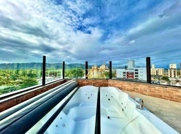 Apartamento · 225m² · 3 Quartos · 1 Vaga · Cobertura em Jardim Virgínia, Guarujá/SP de 225m² 3 quartos à venda por R$ 900.000,00