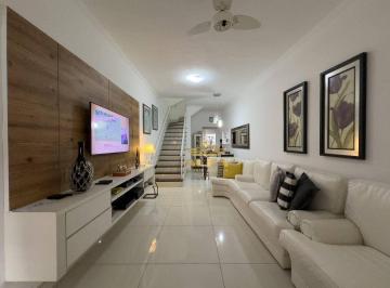 Casa · 87m² · 2 Quartos · 1 Vaga · Sobrado em Vila Santo Antônio, Guarujá/SP de 87m² 2 quartos à venda por R$ 700.000,00