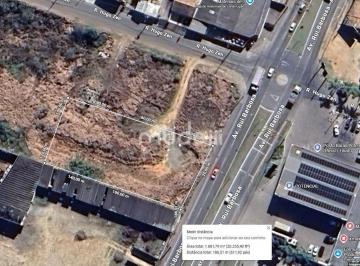 Terreno Comercial com 1.881m² em Localização Estratégica | São José dos Pinhais · Terreno Comercial com 1.881m² em Localização Estratégica | São José dos Pinhais