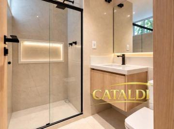 Apartamento de 3 quartos, Rio de Janeiro · Lindo apartamento à venda com 3 quartos no Leblon, Mobiliado, 1 vaga, próximo a praia e metrô