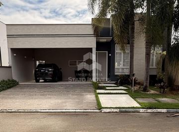 Casa · 218m² · 3 Quartos · 4 Vagas · EXCELENTE CASA A VENDA NO CONDOMÍNIO NOVA HOLANDA