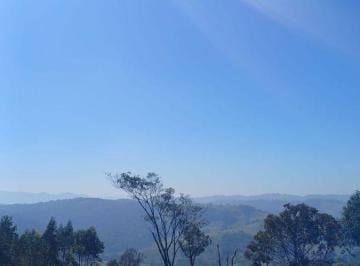 Terreno , São Roque · 1.000m² com vista para o verde a poucos minutos da Rota do Vinho