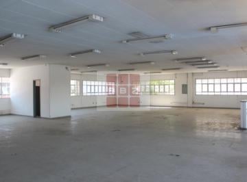 Foto 01 · Galpão Industrial para Locação em Presidente Altino, Osasco-SP: Banheiros e 2.830,00 m² de Área Dis