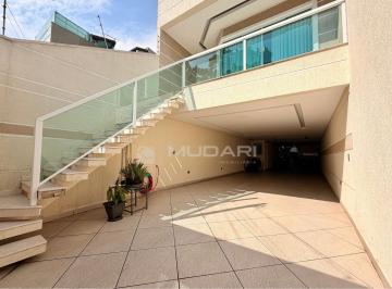 Casa de 3 quartos, Santo André · Sobrado de 264 m² com 3 suítes à venda no Parque Erasmo Assunção
