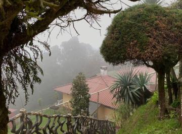 Terreno , São Roque · 1.000m² para transformar em um chalé com vista, natureza e tranquilidade