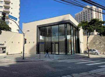 Comercial · 550m² · 7 Vagas · Loja na Rua Alvorada, 1047 • 550 m²