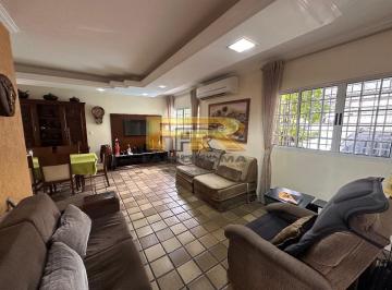 Casa · 220m² · 3 Quartos · 6 Vagas · Casa de Alto Padrão no Hipódromo | 220m² | 3 Suítes | Piscina | 6 Vagas | Semi M