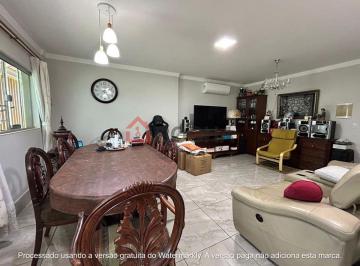 Casa de 3 quartos, Sobradinho · Quadra 1 - Casa c/ laje, 3 suítes, aceito financiamento
Sistema de energia fotovoltaica
