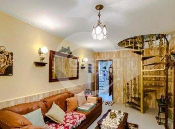 Casa · 207m² · 5 Quartos · 1 Vaga · Sobrado em Mooca