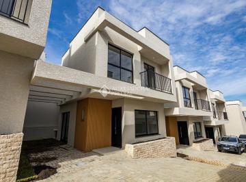 Casa · 95m² · 3 Quartos · Casa em condomínio fechado com 3 quartos 1 suite.