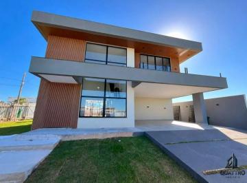 Casa de 3 quartos, Rio das Ostras · VENDO CASA ESPETACULAR COM 3 SUÍTES NO VIVERDE EM RIO DAS OSTRAS
