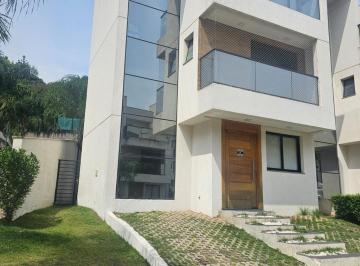Casa · 150m² · 4 Quartos · 2 Vagas · Casa à venda e para alugar em Cotia, Parque Rincão, com 4 quartos, com 150 m²