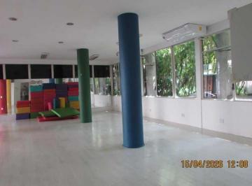 Comercial · 250m² · Loja : / Comercial / Laranjeiras