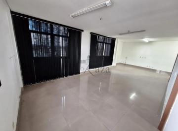 Comercial · 47m² · 1 Vaga · Sala em Condomínio - Comercial - Edifício Oswaldo Cruz - Centro - 47m².