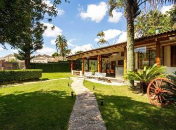 Casa · 953m² · 5 Quartos · Residência Exclusiva com 5 Suítes e Estrutura de Lazer Completa