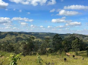 Terreno , São Roque · Um terreno para uma casa de campo com jardim, lazer e ambientes integrados