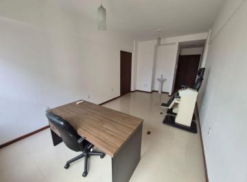 274a925738860c7a73b9869d730692097caac487 · Sala Comercial para alugar no Centro de Florianópolis.