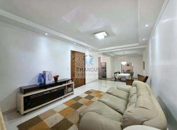 Casa de 3 quartos, · Casa a venda no condomínio RK Sobradinho - DF