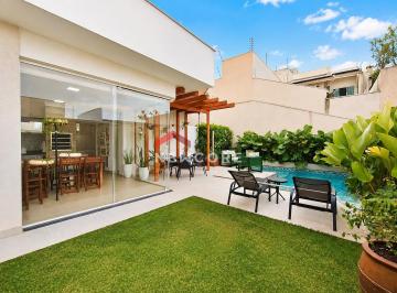 Casa · 274m² · 3 Quartos · 2 Vagas · Sobrado em Rua Pioneira Vergínia Maria Fecchio - Jardim Itália II - Maringá/PR