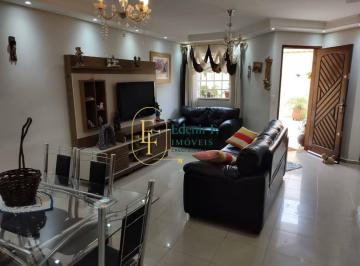Casa · 152m² · 3 Quartos · 3 Vagas · Sobrado em Condomínio Fechado com 3 Vagas, 3 Quartos com 2 Suítes Permuta
